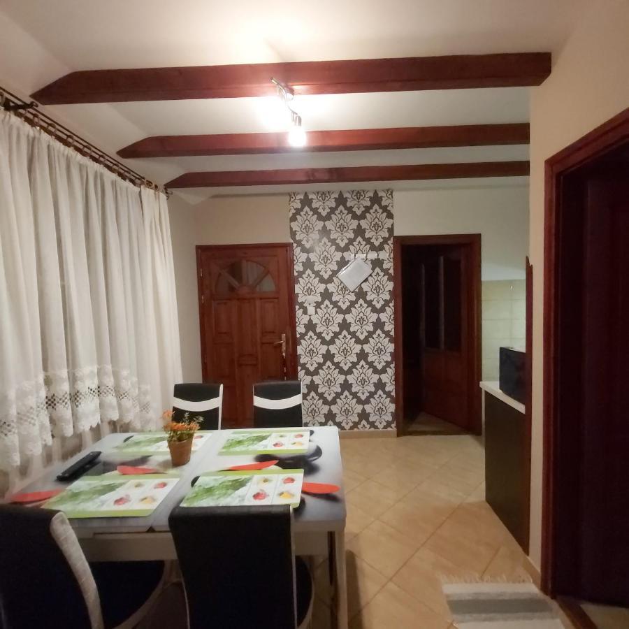 Melinda nyaralóház Balatonkenese Kültér fotó